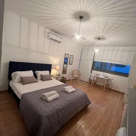 Rhea Down Town * Nicosia