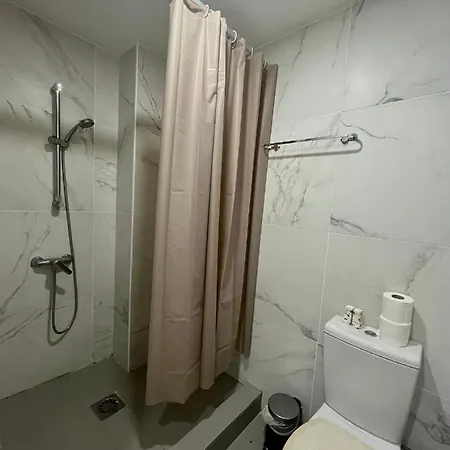 Rhea Down Town * Nicosia